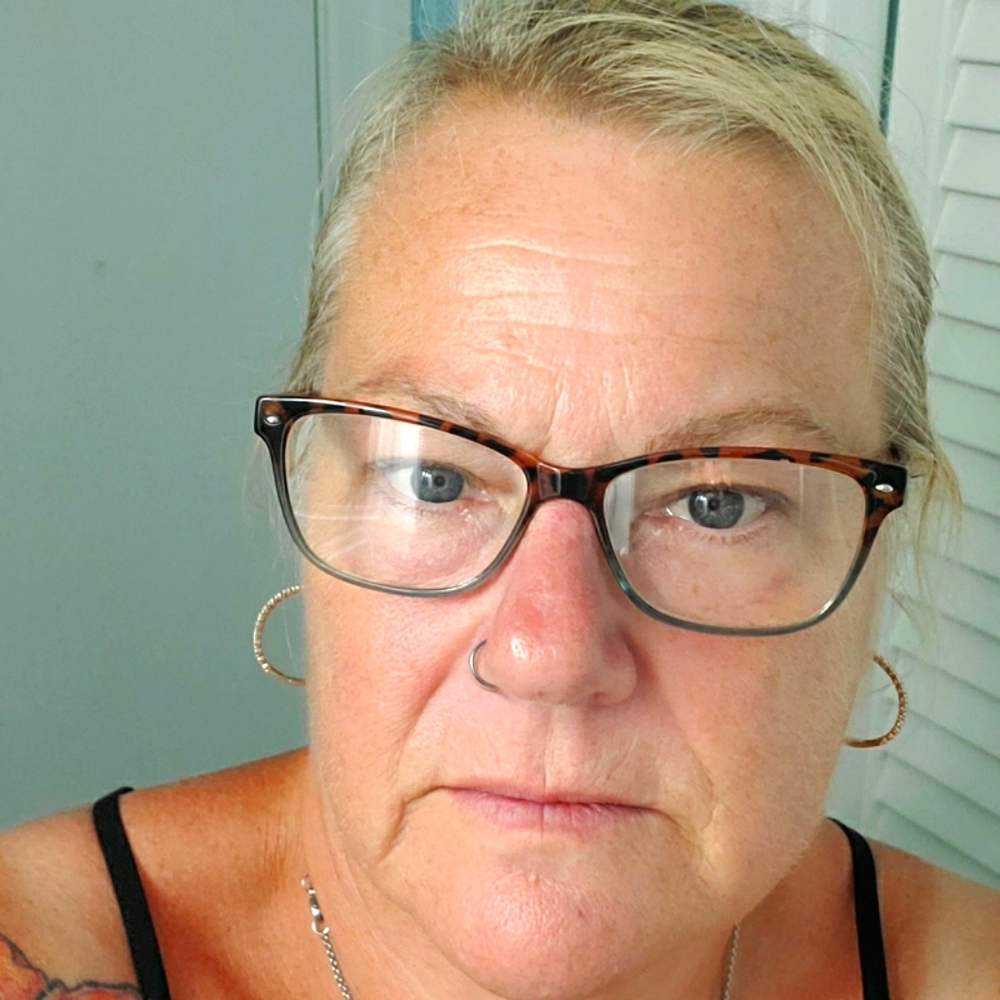 Meet your Posher, Beth